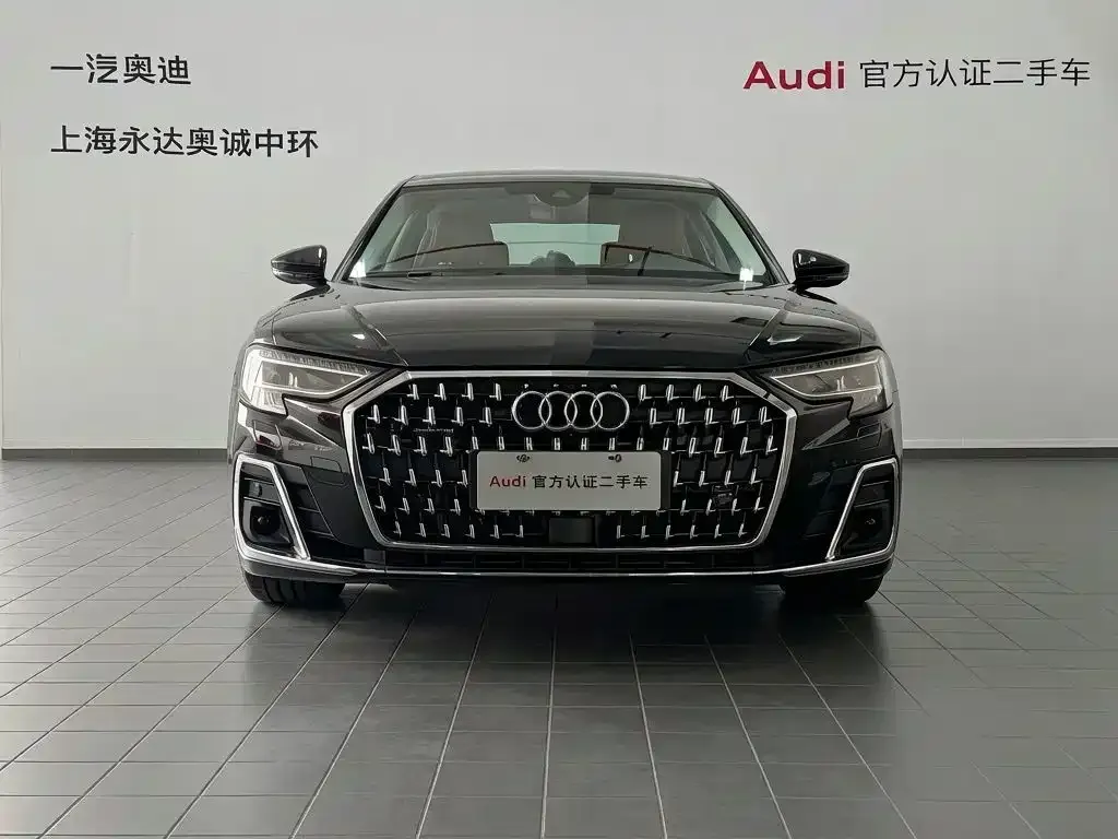 Audi A8 — фото 5