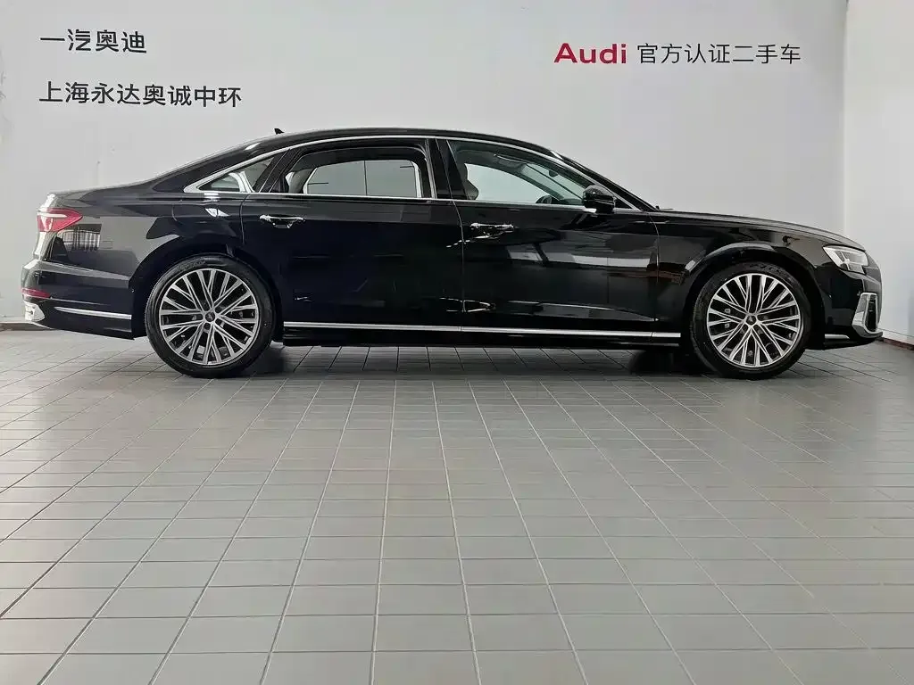 Audi A8 — фото 4