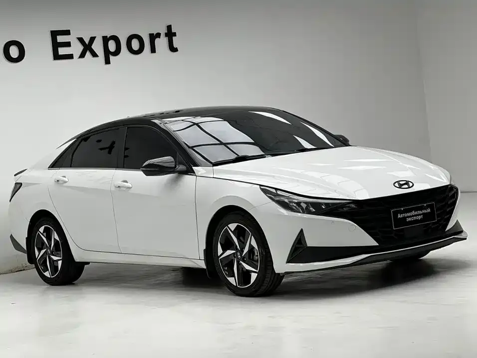 Hyundai Elantra — фото 5