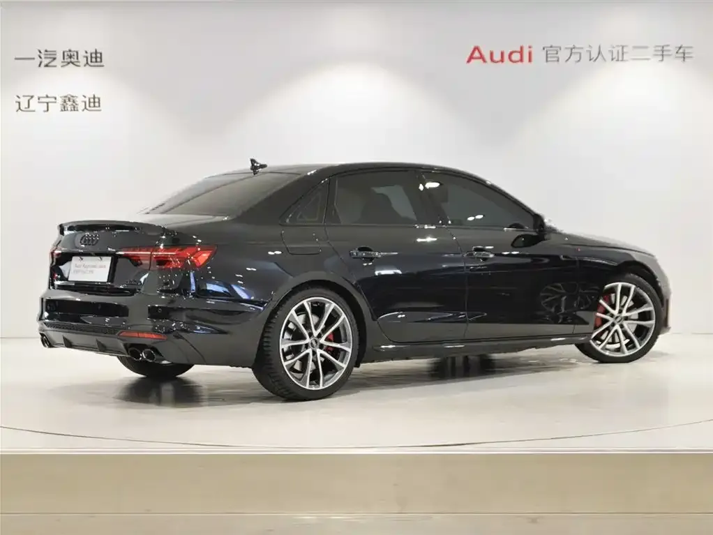 Audi S4 — фото 2