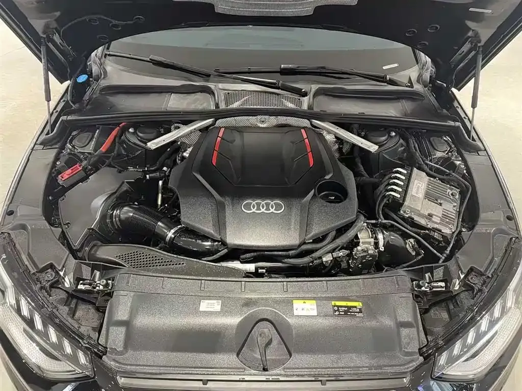 Audi S4 — фото 9