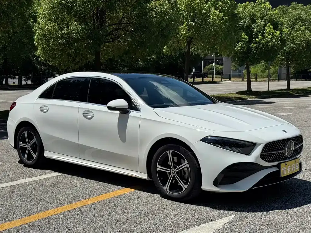 Mercedes-Benz A-Class — фото 9