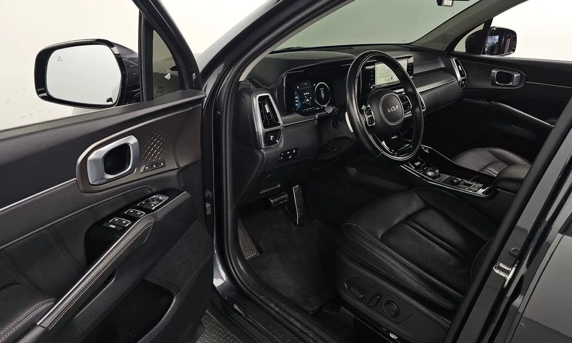 Kia Sorento — фото 7