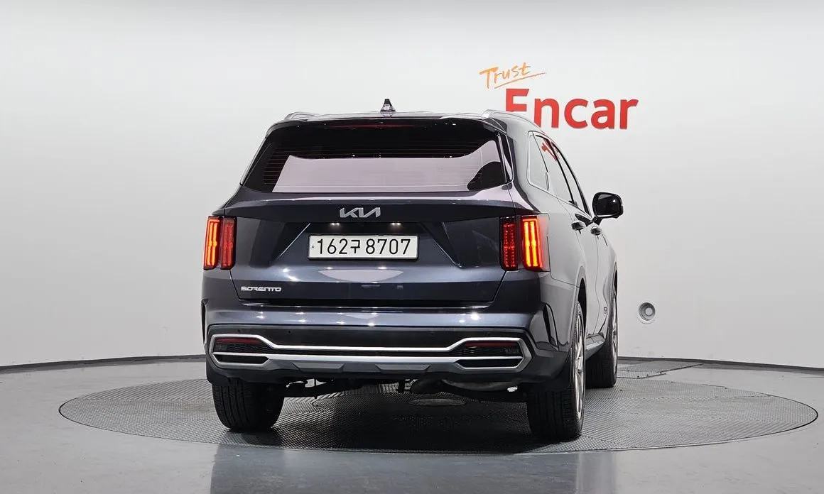 Kia Sorento — фото 3