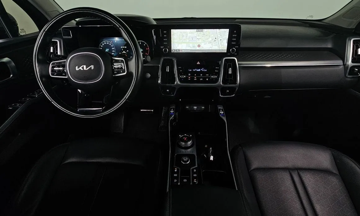 Kia Sorento — фото 6