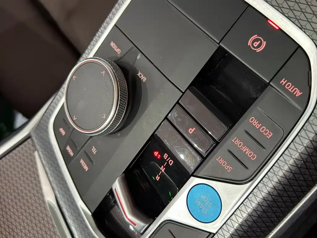 BMW i3 — фото 4