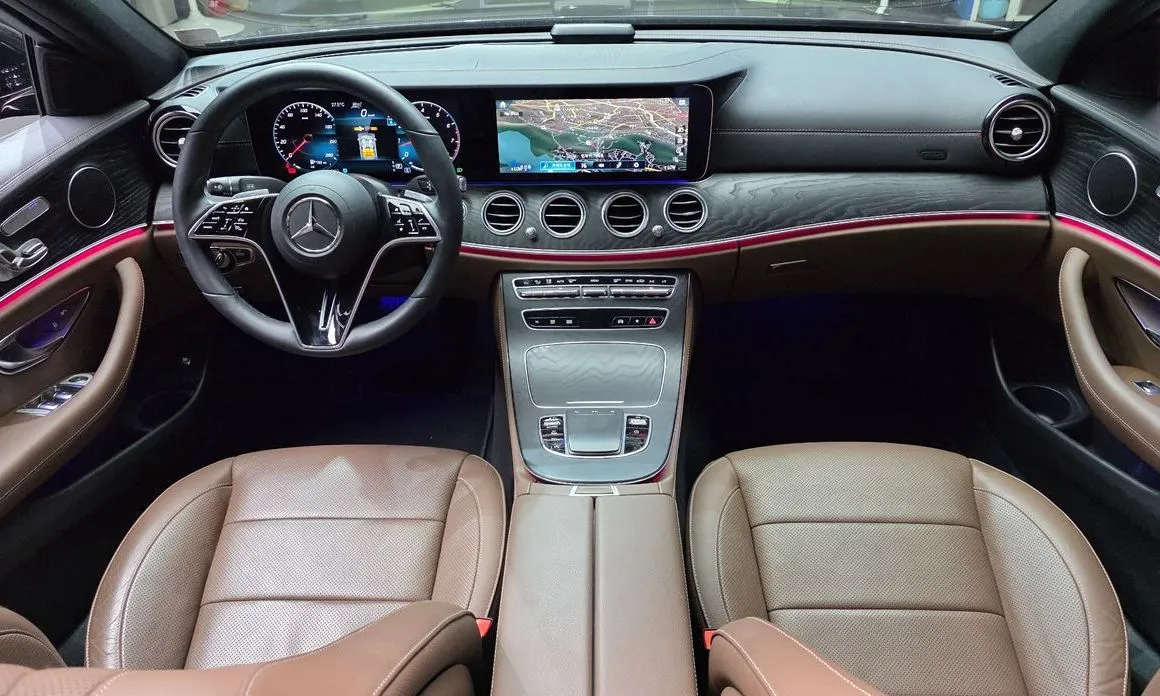 Mercedes-Benz E-Class — фото 10
