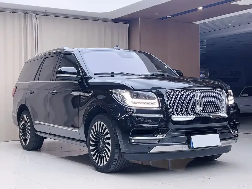 Lincoln Navigator — фото 8