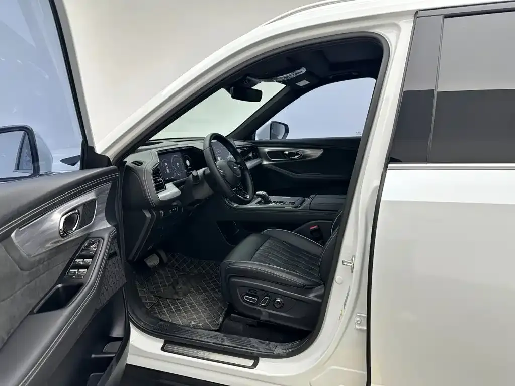 GAC Motor Trumpchi GS8 — фото 10