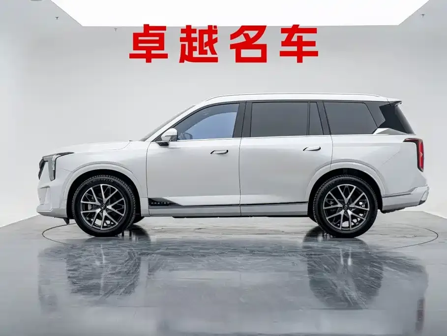 GAC Motor Trumpchi GS8 — фото 2