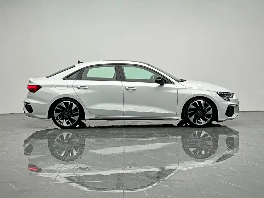 Audi A3 — фото 3