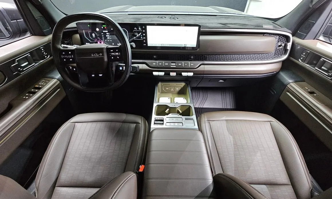 Kia Tasman — фото 10