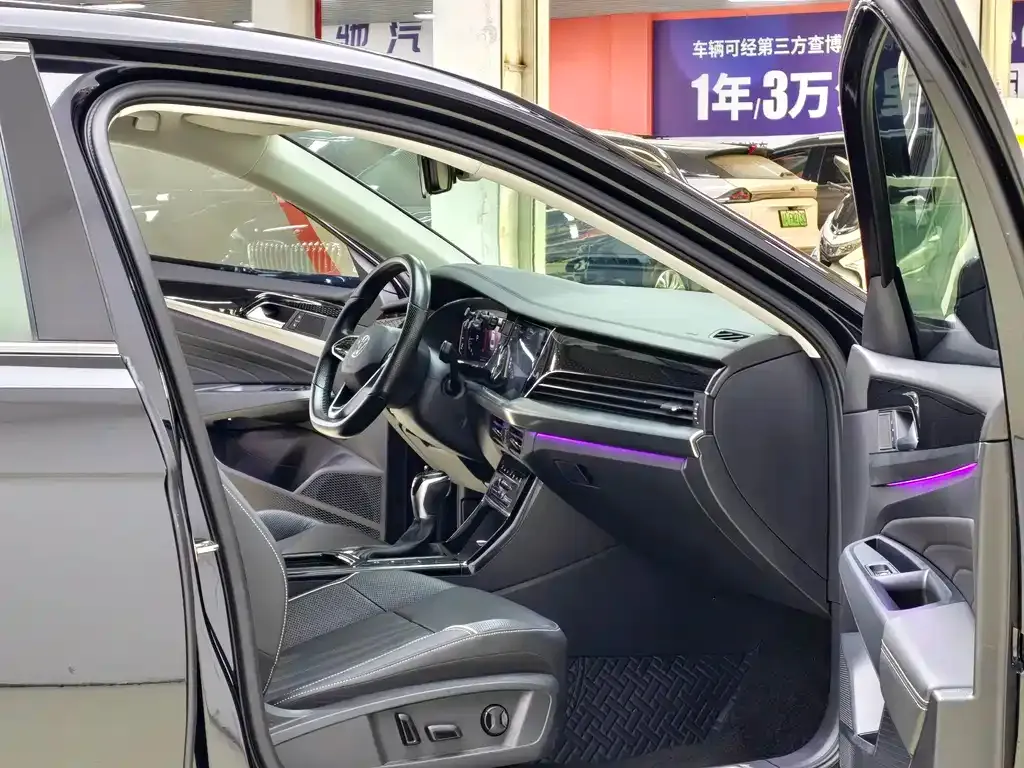Volkswagen Passat — фото 4