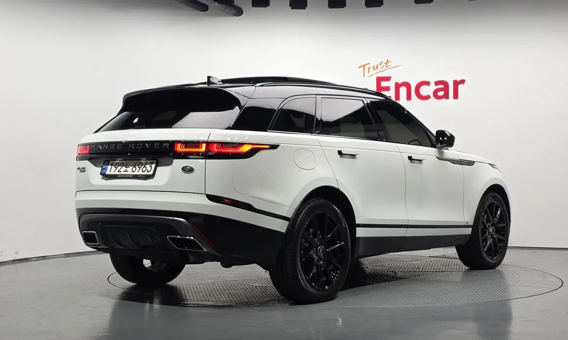 Land Rover Range Rover Velar — фото 5