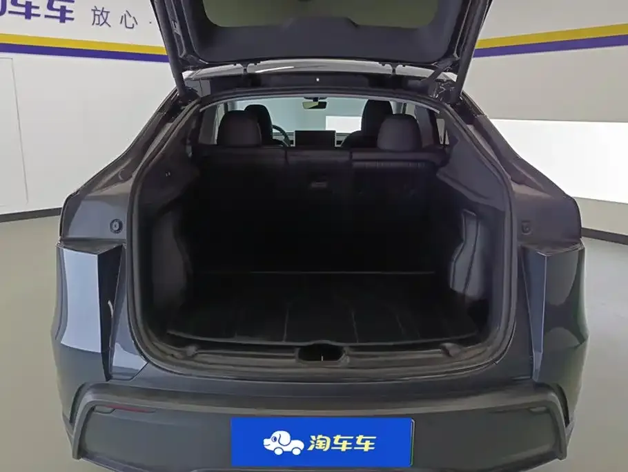 Tesla Model Y — фото 7
