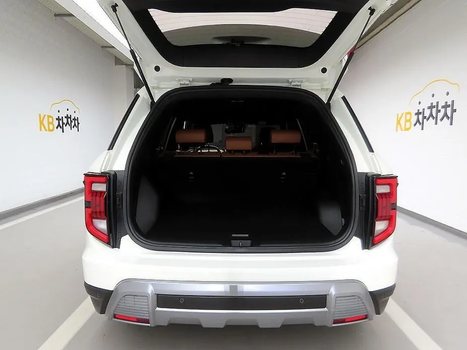 KG Mobility (Ssangyong) Torres — фото 4