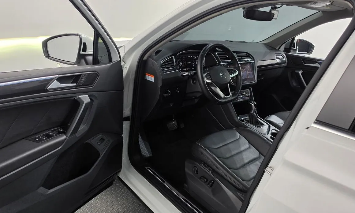 Volkswagen Tiguan — фото 4