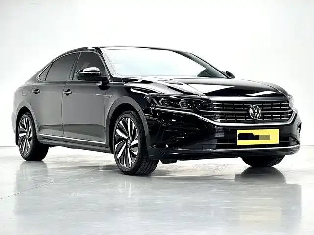 Volkswagen Passat — фото 3