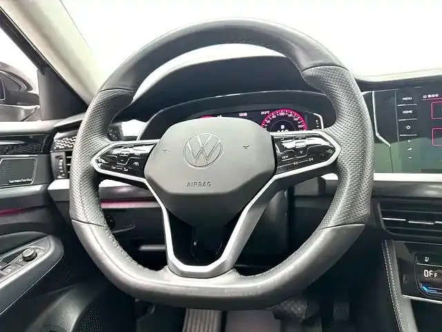 Volkswagen Passat — фото 9