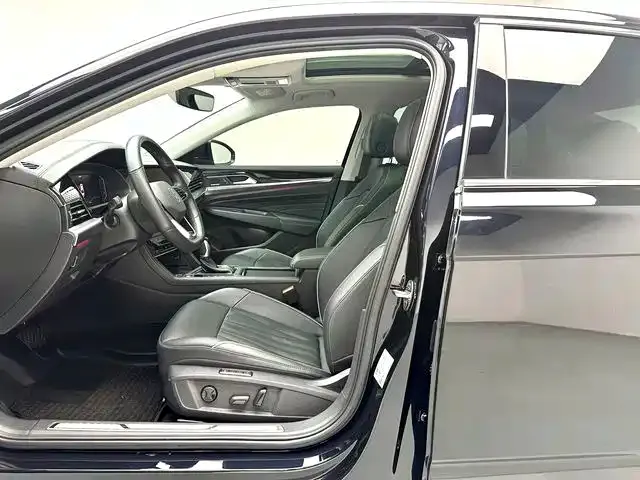 Volkswagen Passat — фото 7