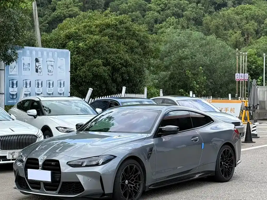 BMW M4 — фото 1