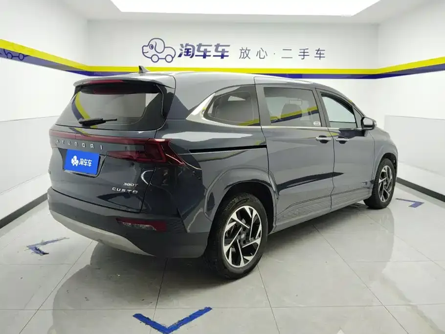 Hyundai Custo — фото 2