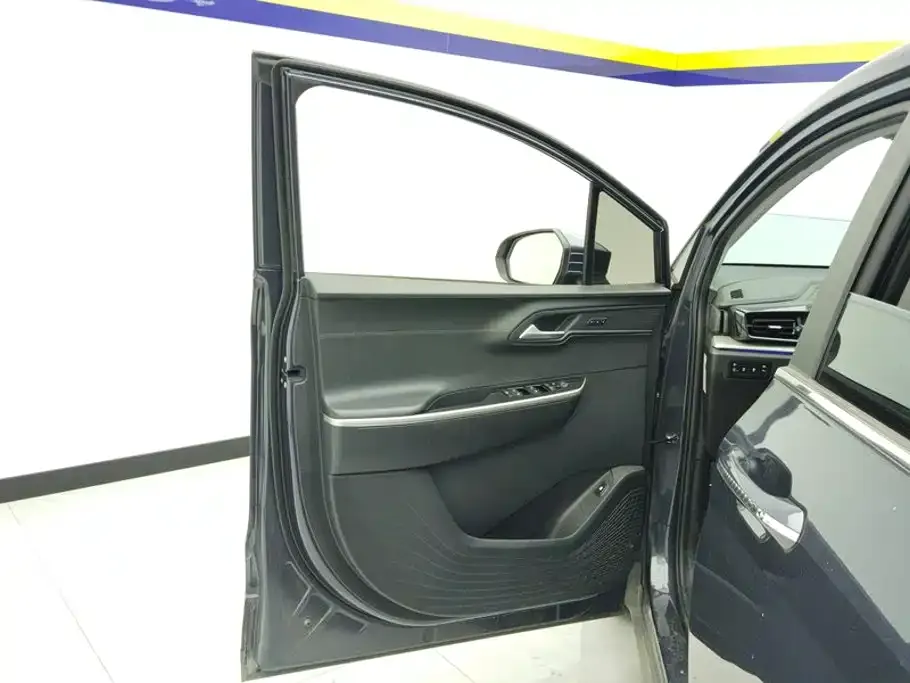 Hyundai Custo — фото 3
