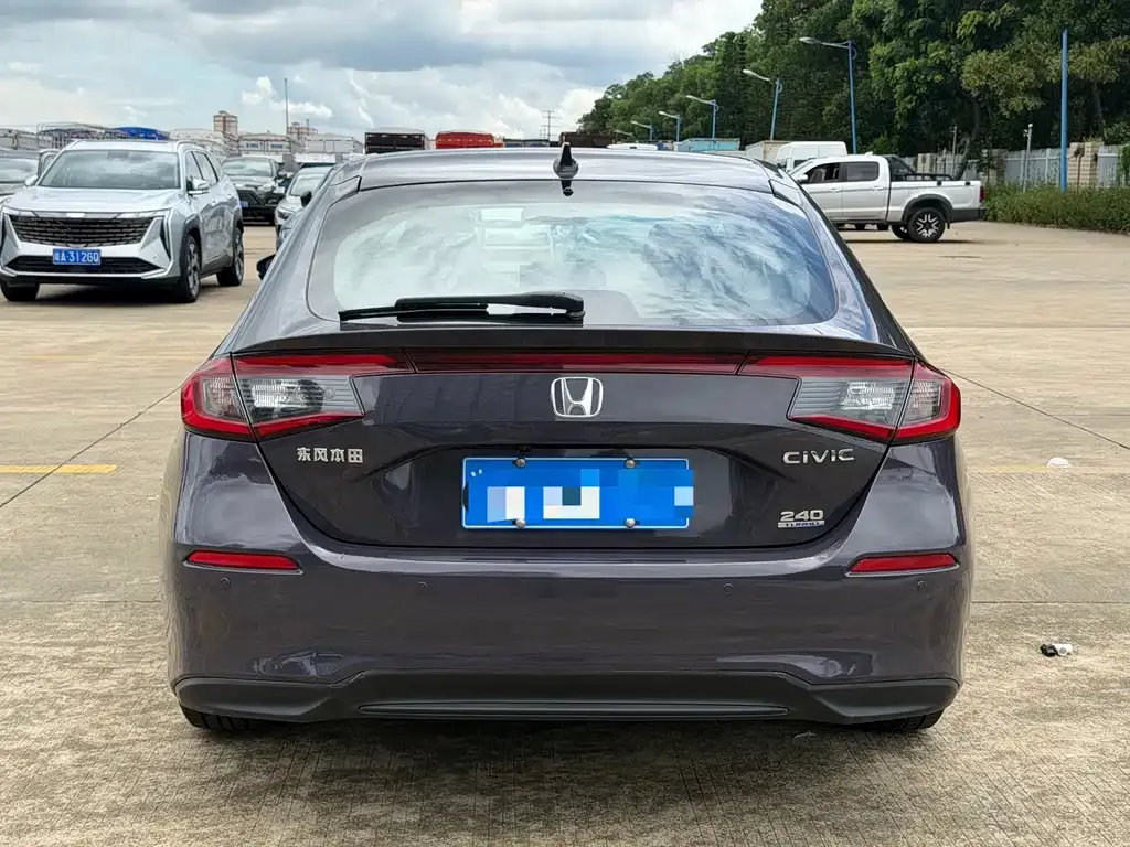 Honda Civic — фото 7
