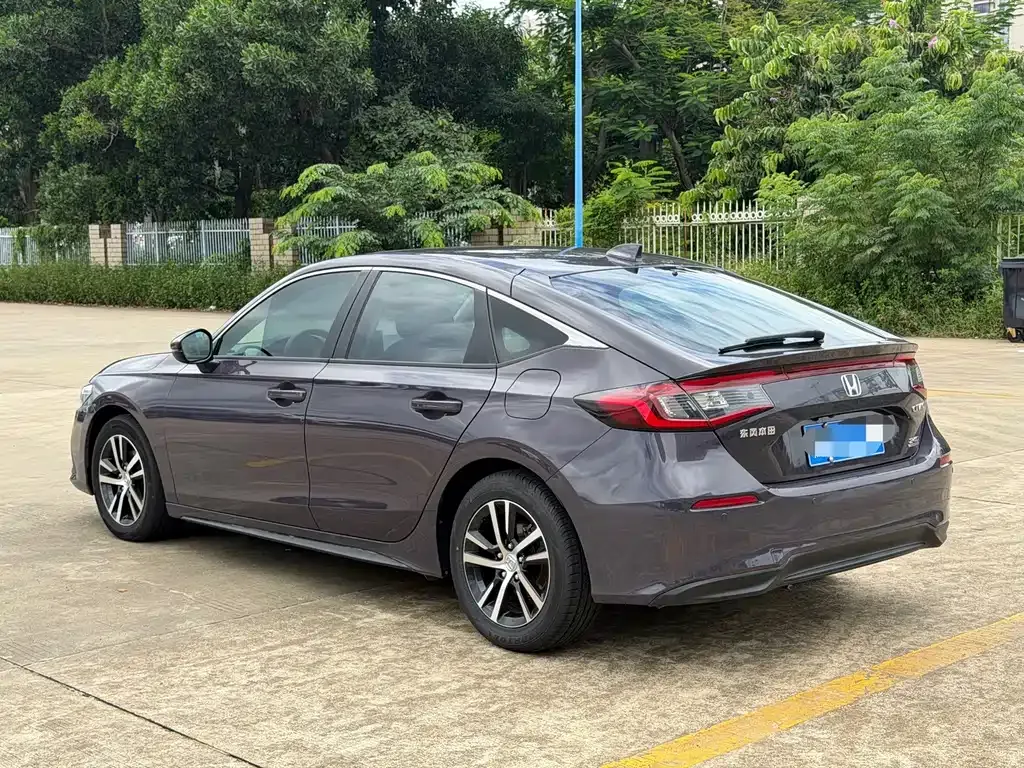 Honda Civic — фото 4