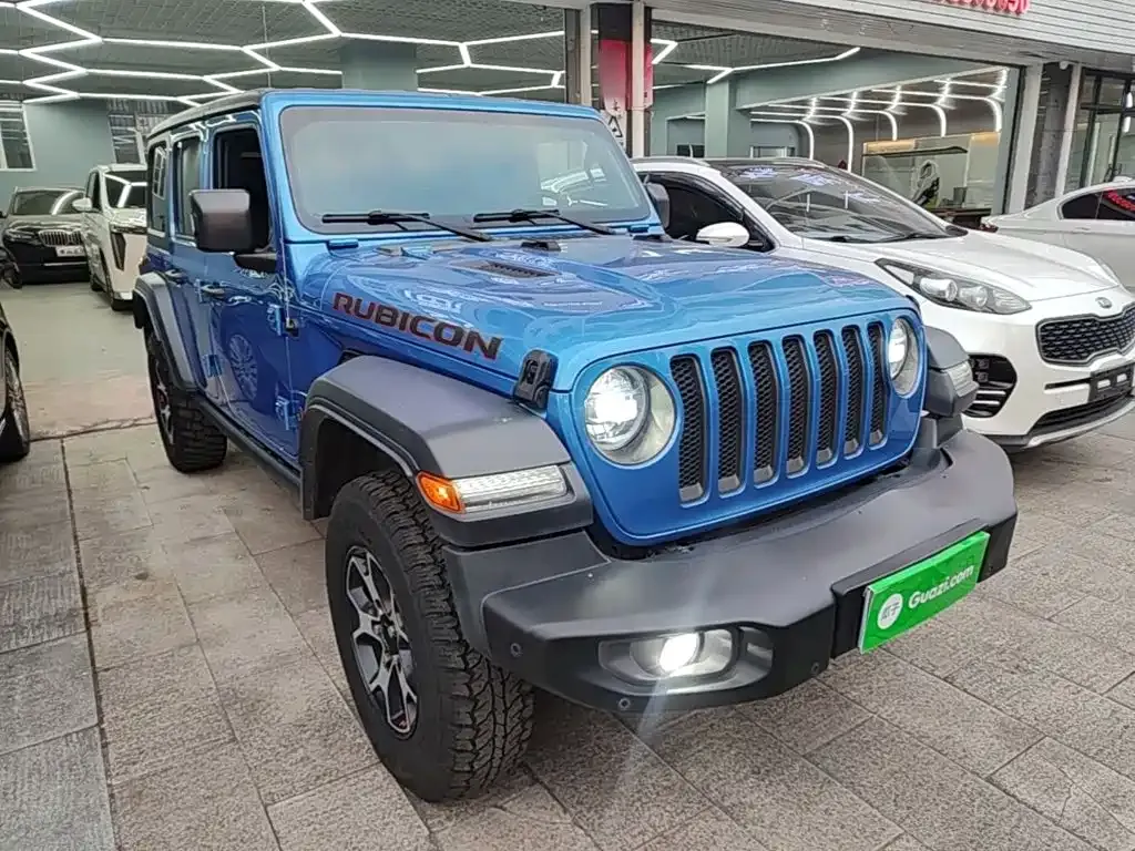 Jeep Wrangler — фото 10