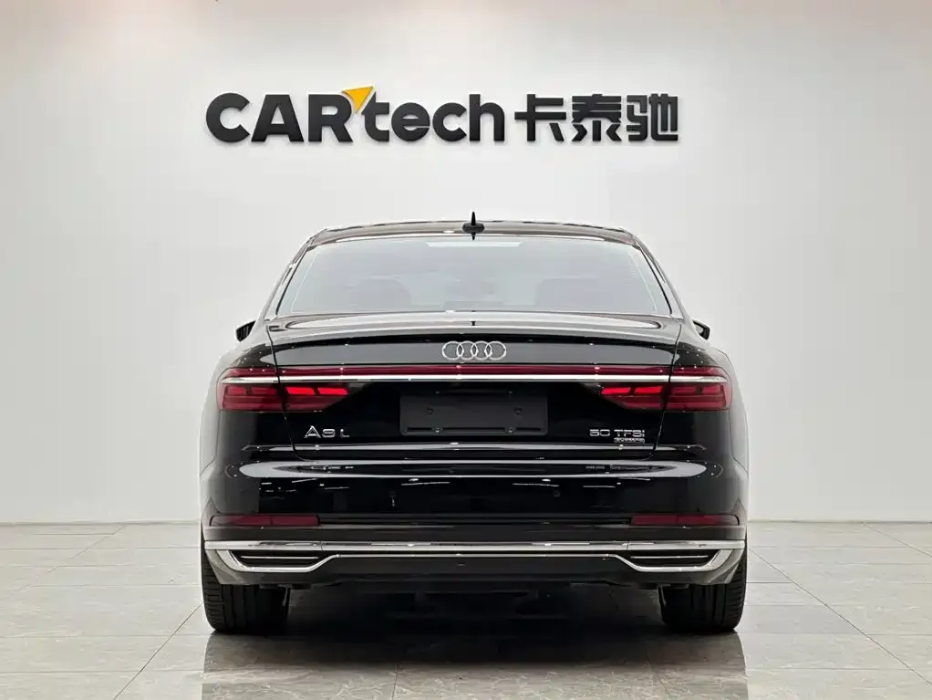 Audi A8 — фото 3