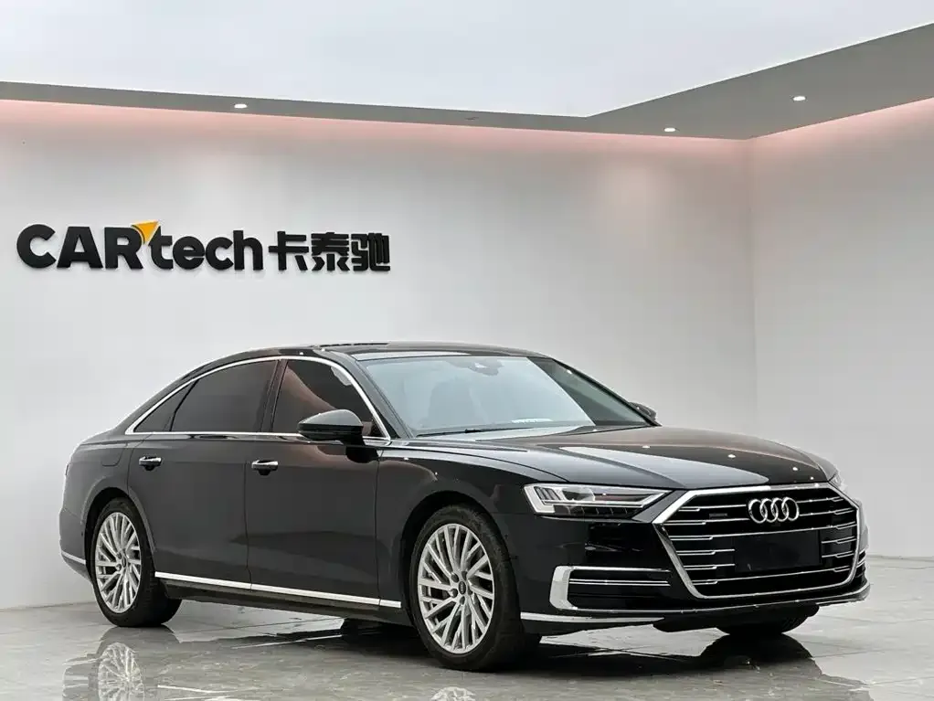Audi A8 — фото 6