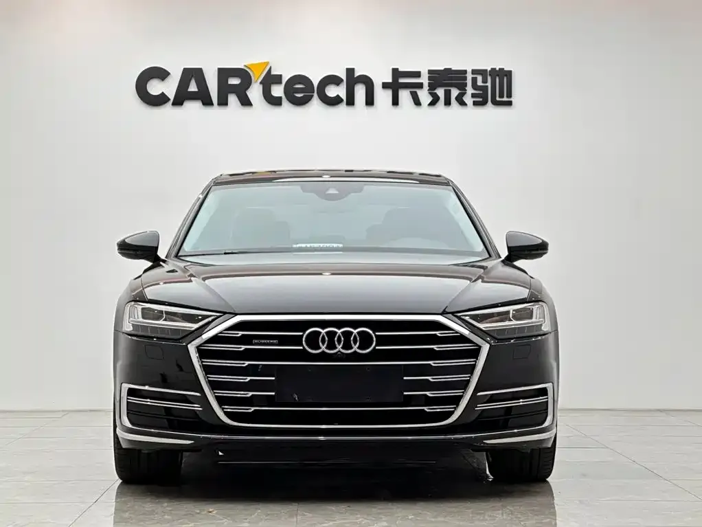 Audi A8 — фото 2