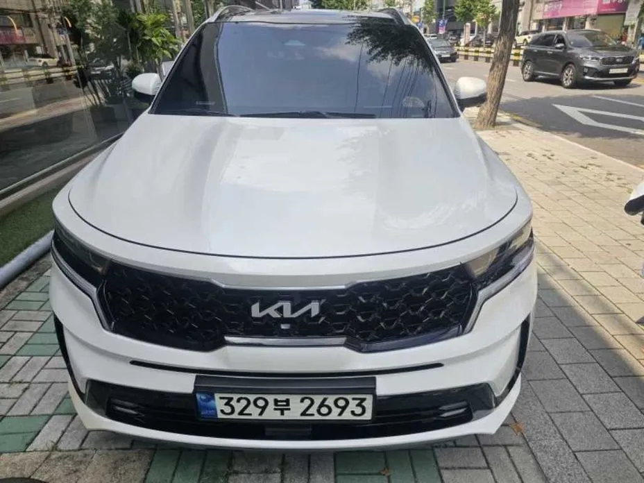 Kia Sorento — фото 1