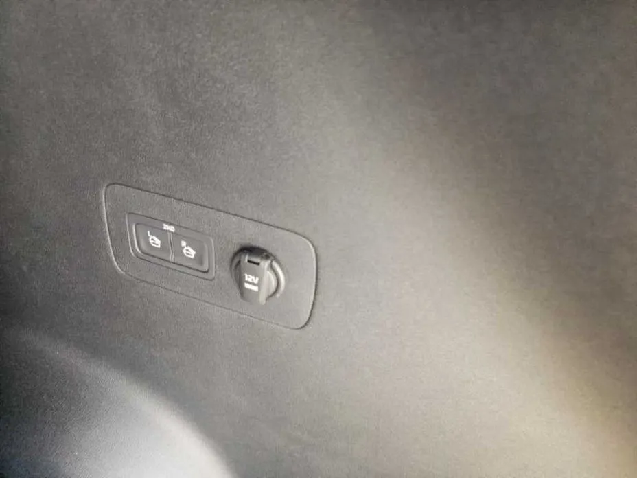 Kia Sorento — фото 4