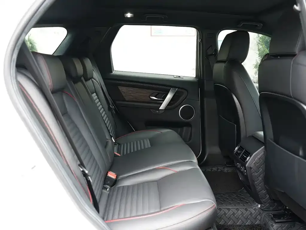 Land Rover Discovery Sport — фото 10