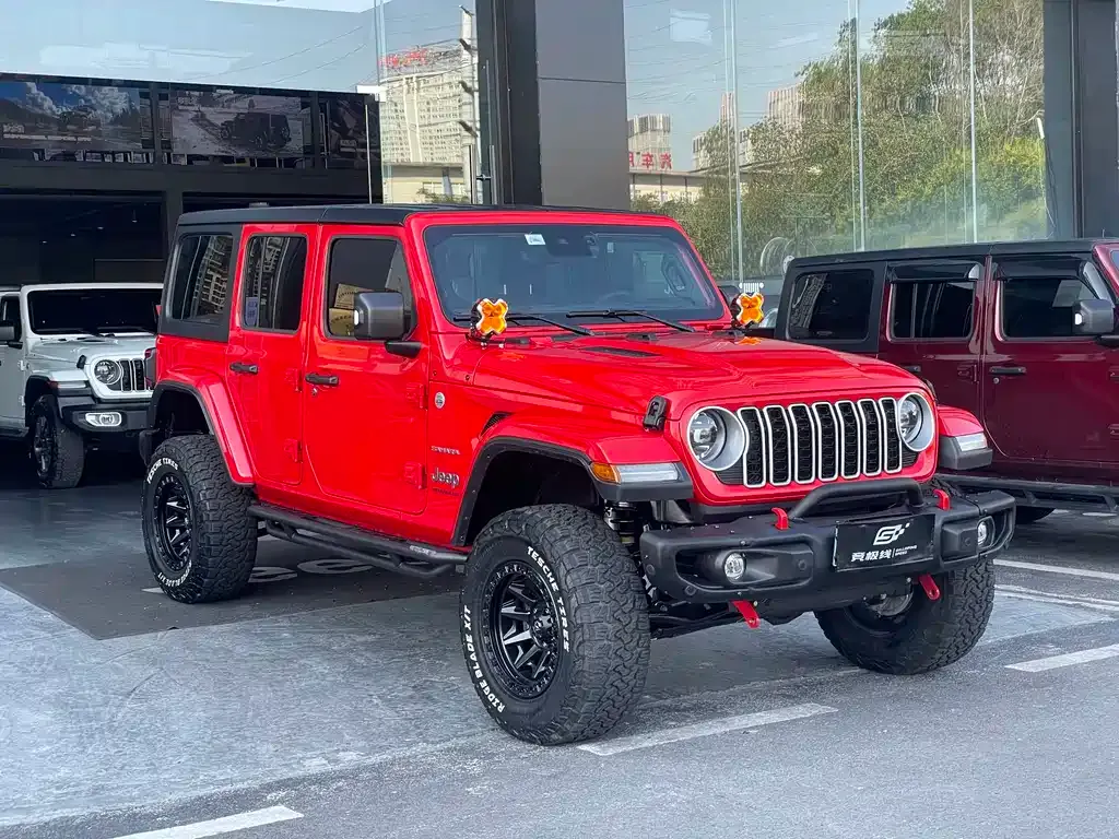 Jeep Wrangler — фото 8