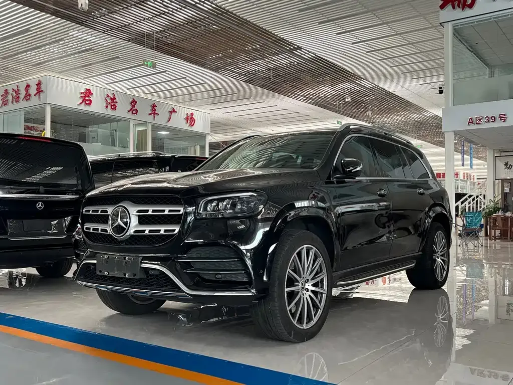Mercedes-Benz GLS — фото 1