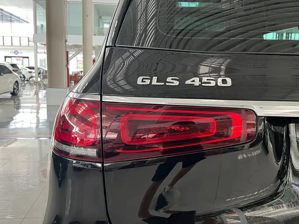 Mercedes-Benz GLS — фото 4