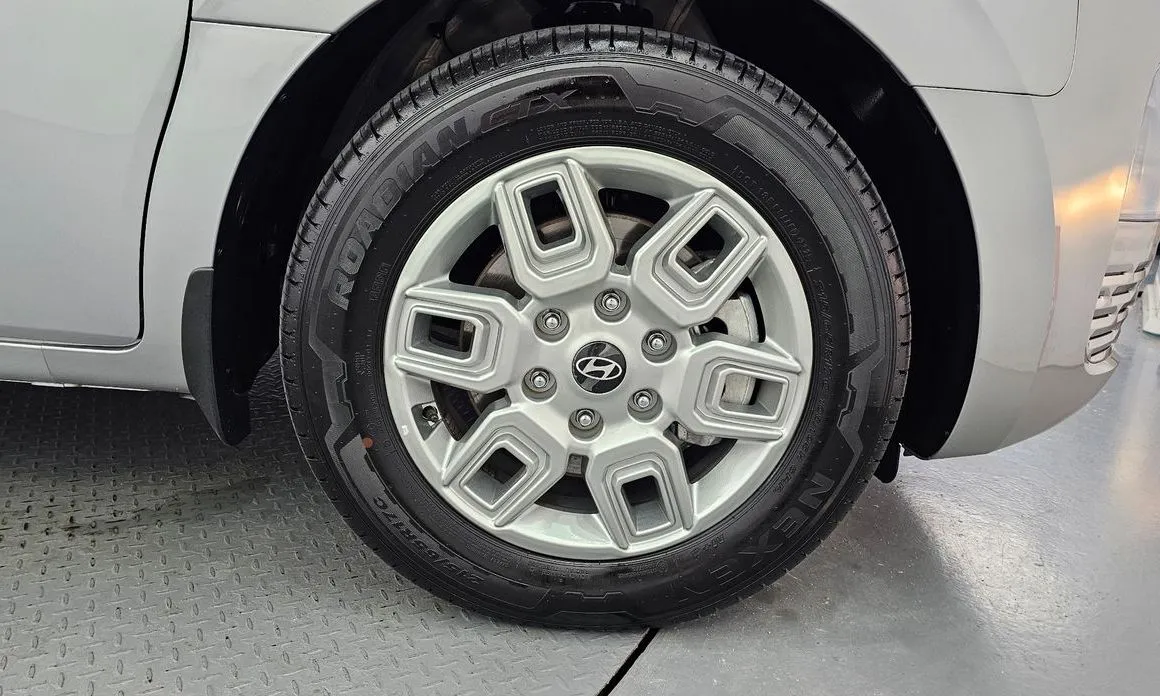 Hyundai Staria — фото 9