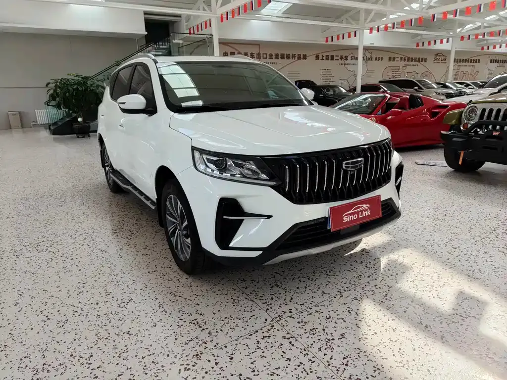 Geely Vision X6 — фото 9
