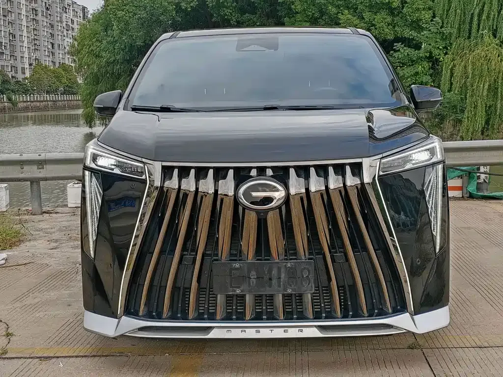 GAC Motor Trumpchi M8 — фото 10