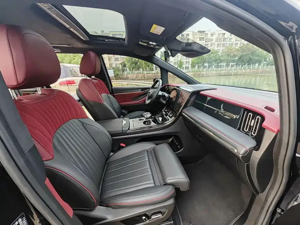 GAC Motor Trumpchi M8 — фото 7