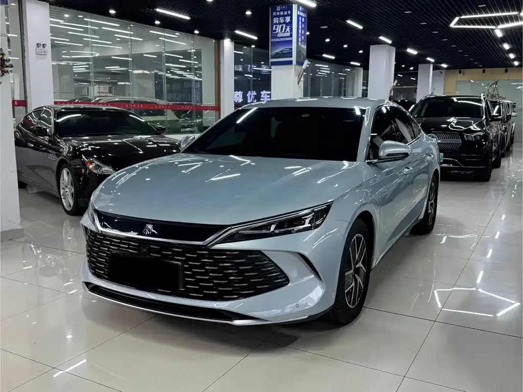BYD Qin L — фото 1