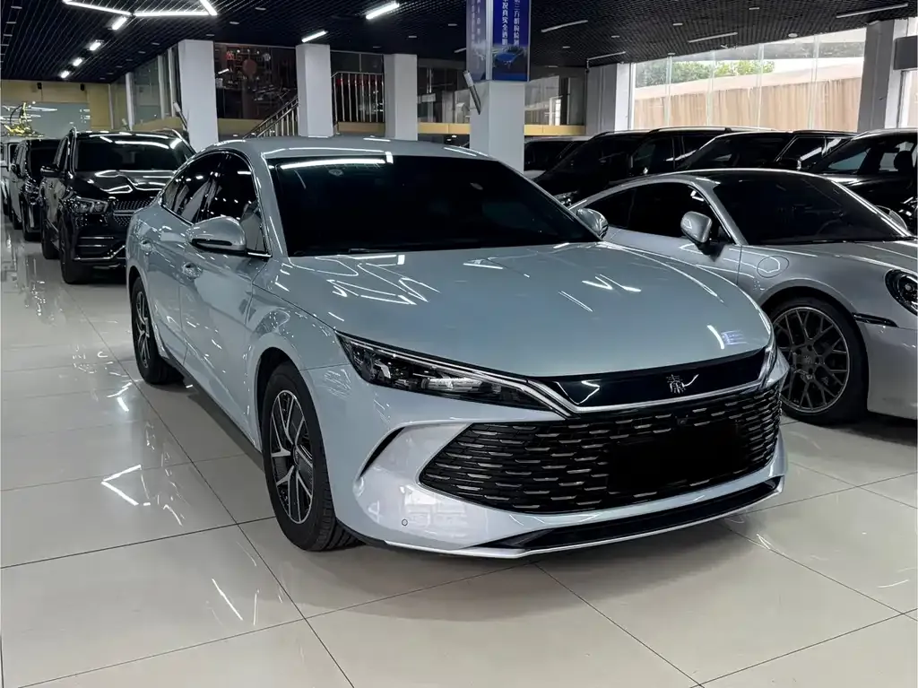 BYD Qin L — фото 2