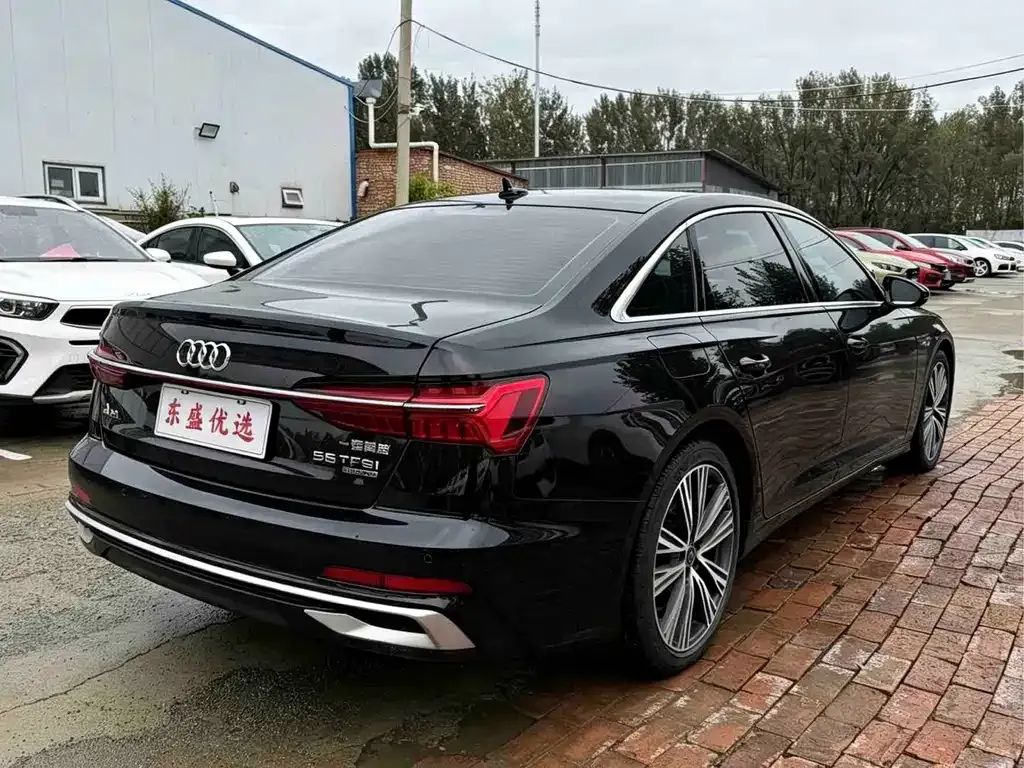 Audi A6L — фото 2