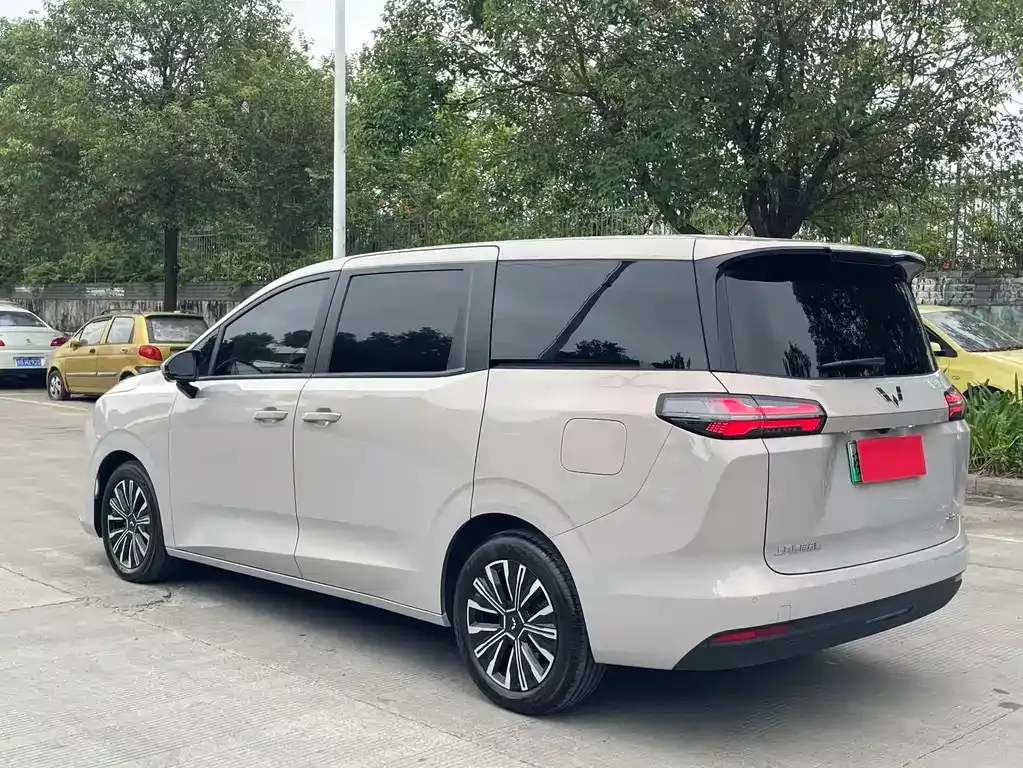 Wuling Xingguang 730 New Energy — фото 5