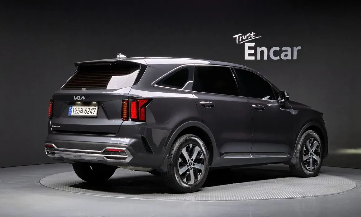 Kia Sorento — фото 4