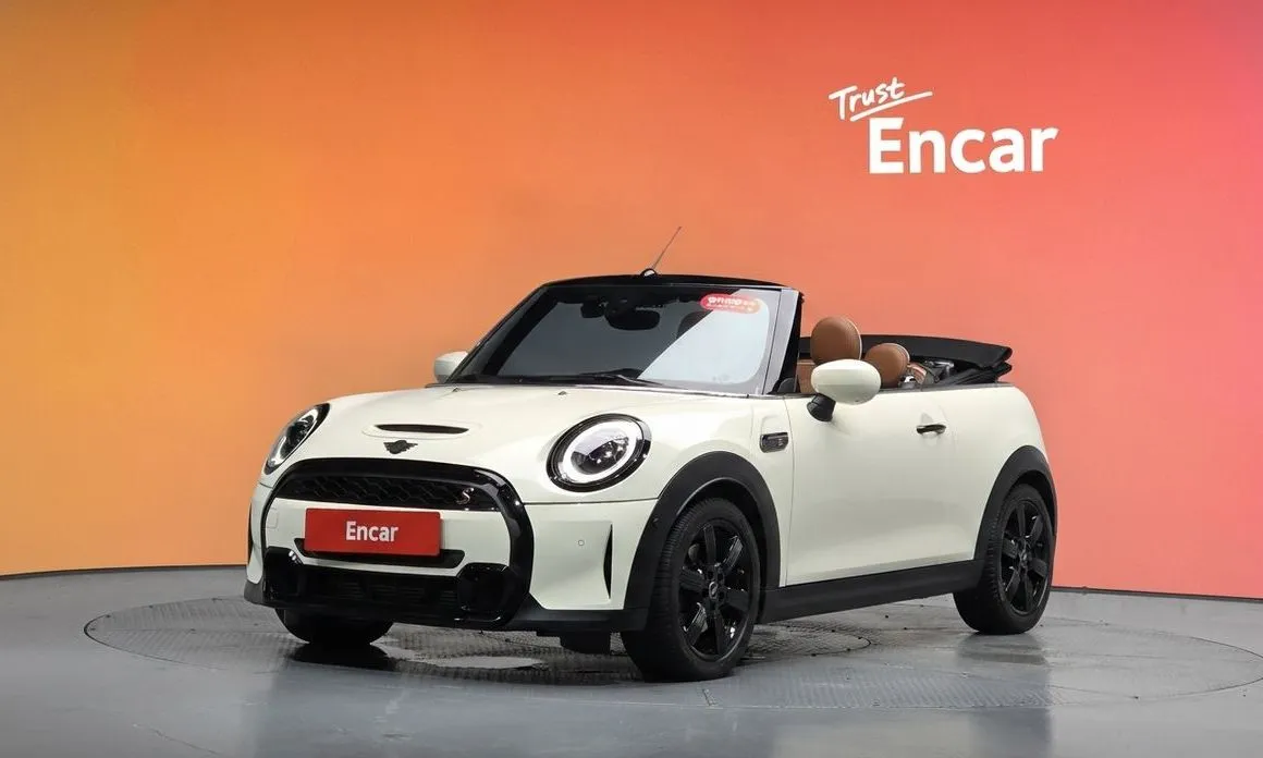 Mini Cooper Convertible — фото 1