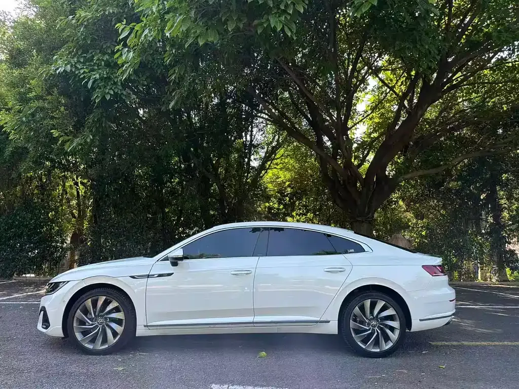 Volkswagen CC — фото 2